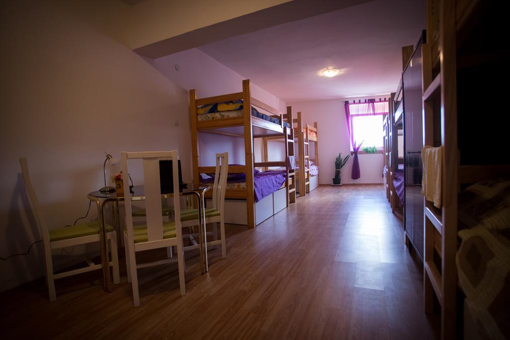Hostel 54 Zagreb Quarto foto